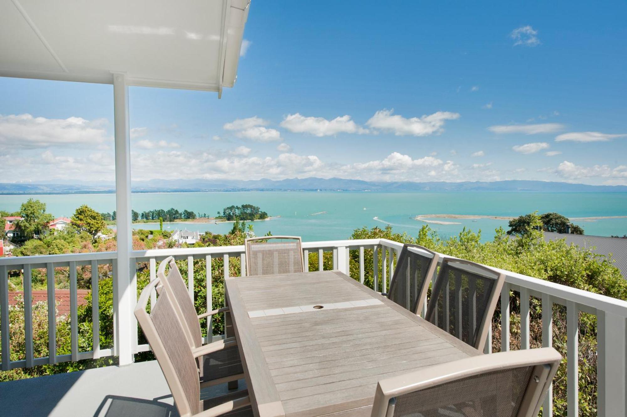 Sunseeker Views Nelson Villa Exterior photo