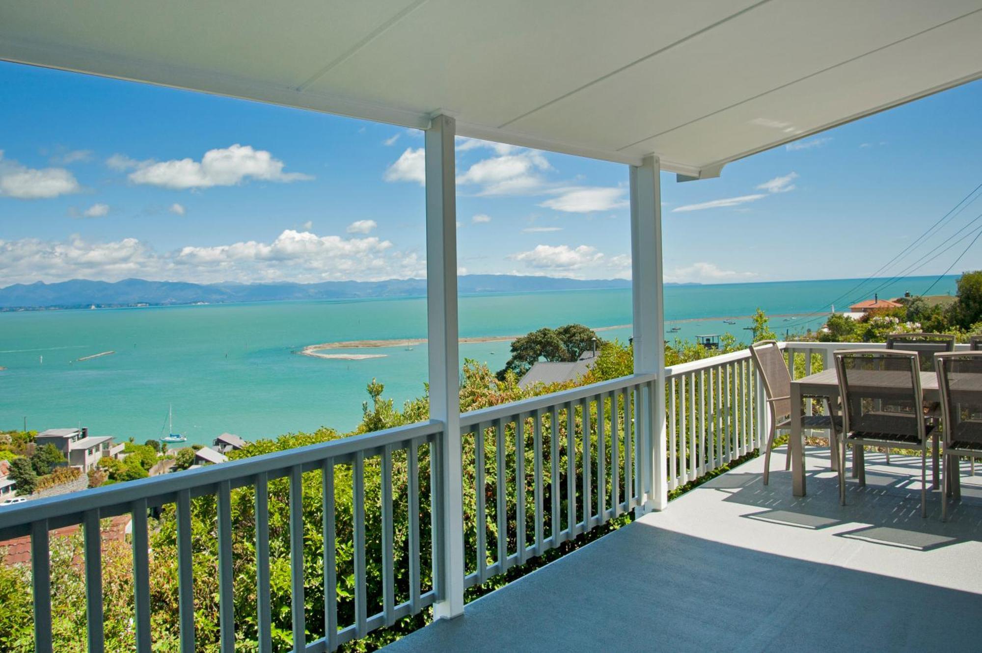 Sunseeker Views Nelson Villa Exterior photo